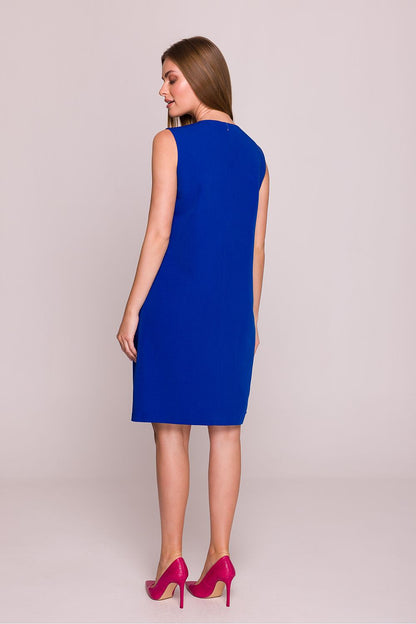 Elegant daydress from Stylove, featuring a loose trapezoidal cut and above-the-knee length to beautifully enhance the feminine silhouette.