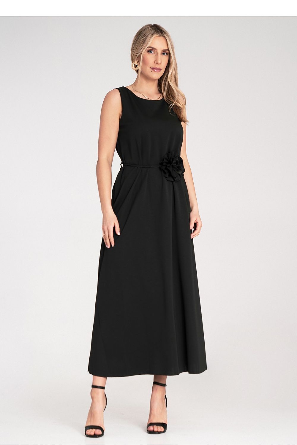 Elegant Figl sleeveless maxi dress with floral accents, featuring a decorative belt and a plain rounded neckline, designed for EU size 0.