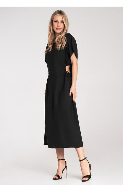Back view of the Figl midi dress, highlighting its straight-cut silhouette and stylish short loose sleeves.
