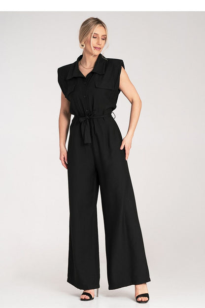 Elegant Figl sleeveless jumpsuit with a refined collar and decorative chest flaps, ideal for chic summer outings.
