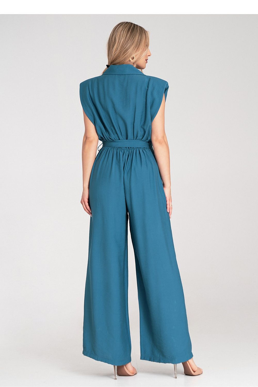 Glamorous Figl jumpsuit with tailored wide legs and elegant collar detailing, made from 100% viscose, EU Size 0.