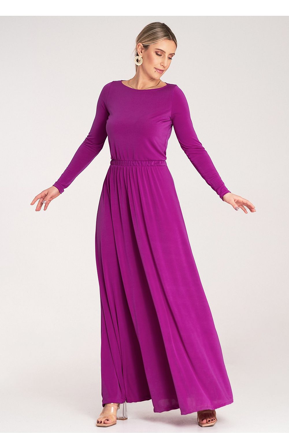 Elegant Figl maxi dress with long sleeves and an elastic waist, available in sizes S to XL, perfect for formal occasions.