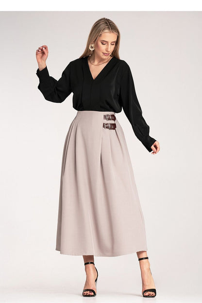 Figl Elegant Midi Skirt in stylish S/M size featuring exquisite pleats and side straps, ideal for sophisticated outfits.