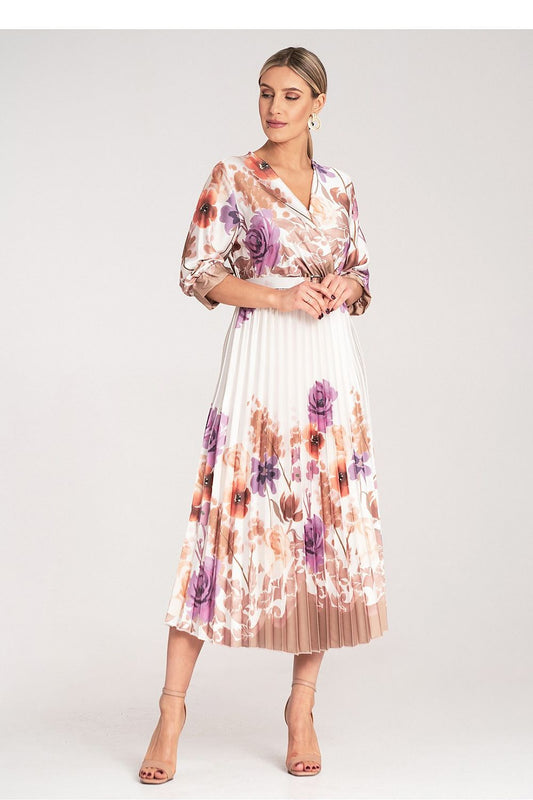 Elegant satin floral maxi dress from Figl featuring a sophisticated wrap neckline, perfect for upscale events.