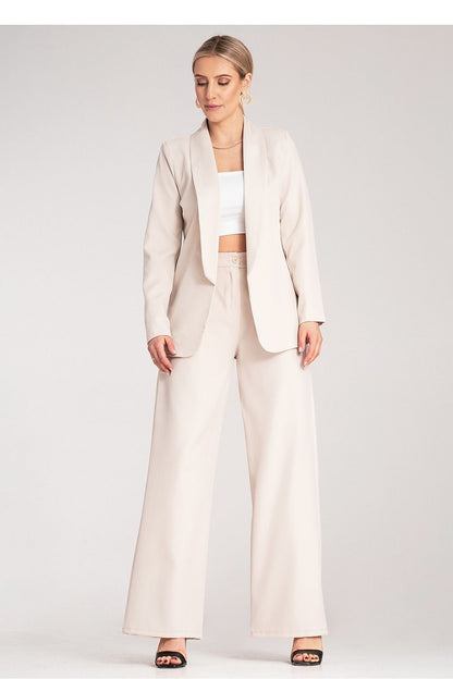 Model wearing Elegant Figl Classic Cut Jacket in sizes EU S/M and US S/M, styled for a sophisticated look.