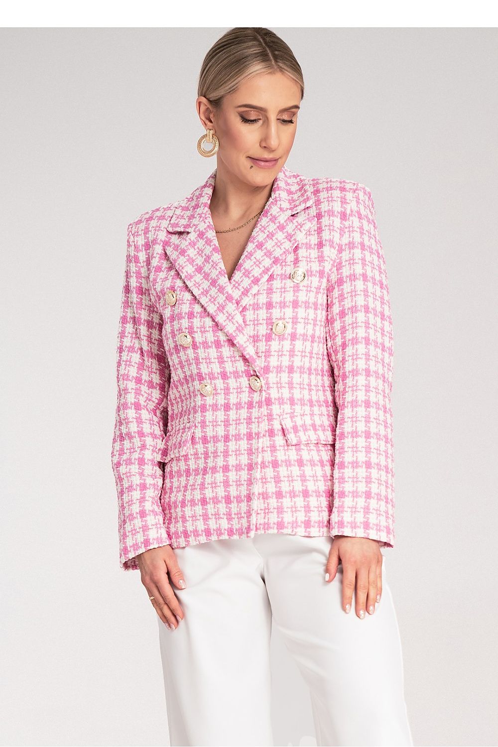 Elegant double-breasted checkered jacket by Figl, crafted in luxurious jacquard fabric, featuring a classic collar and gold buttons, perfect for a stylish wardrobe upgrade.