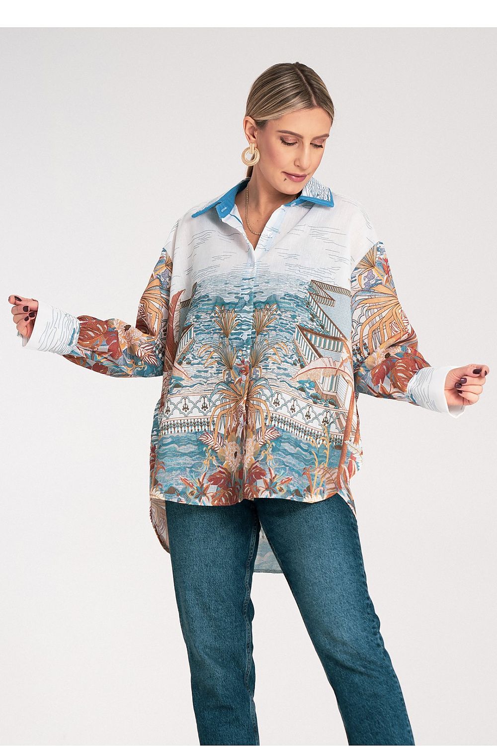 Elegantly designed oversized long sleeve artistic print shirt in size EU 0 by Figl, crafted from lightweight polyester for ultimate comfort.