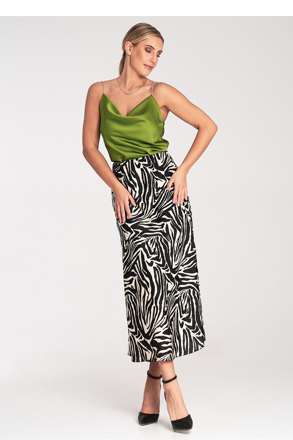 Luxury satin midi skirt from Figl with an elastic waistband in elegant EU S/M | US S/M size.