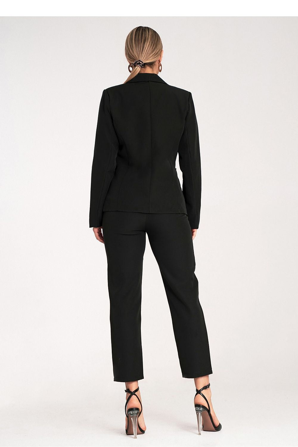 High-waisted trousers designed by Figl, ideal for a sophisticated and chic ensemble, enhancing femininity.