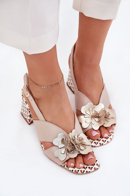 Side profile of Laura Messi women's fashionable heel sandals, designed in luxurious natural leather with stylish fabric flowers.
