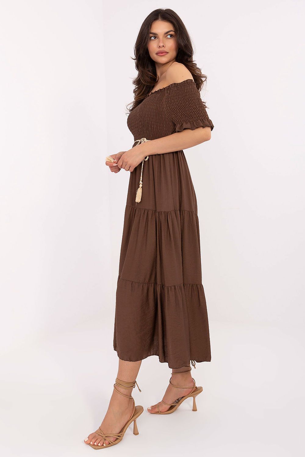 Close-up of the Italy Moda summer midi dress with Spanish-style neckline and ruffled short sleeves, showcasing its luxurious fabric and feminine design.