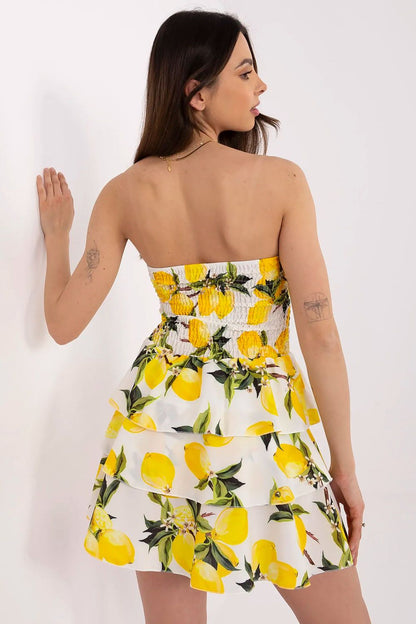 Close-up view of Italy Moda's elegant summer mini dress featuring adjustable neckline, perfect for a tailored fit and comfort.