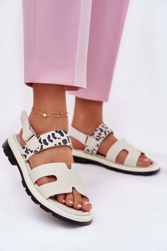 Elegant Vinceza women's natural leather sandals featuring adjustable velcro closure, showcasing luxurious comfort for summer wear.