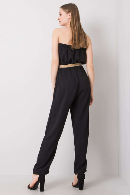 Full view of Rue Paris sleeveless jumpsuit, perfect for everyday outings, illustrating its long legs and comfortable, fashionable silhouette.