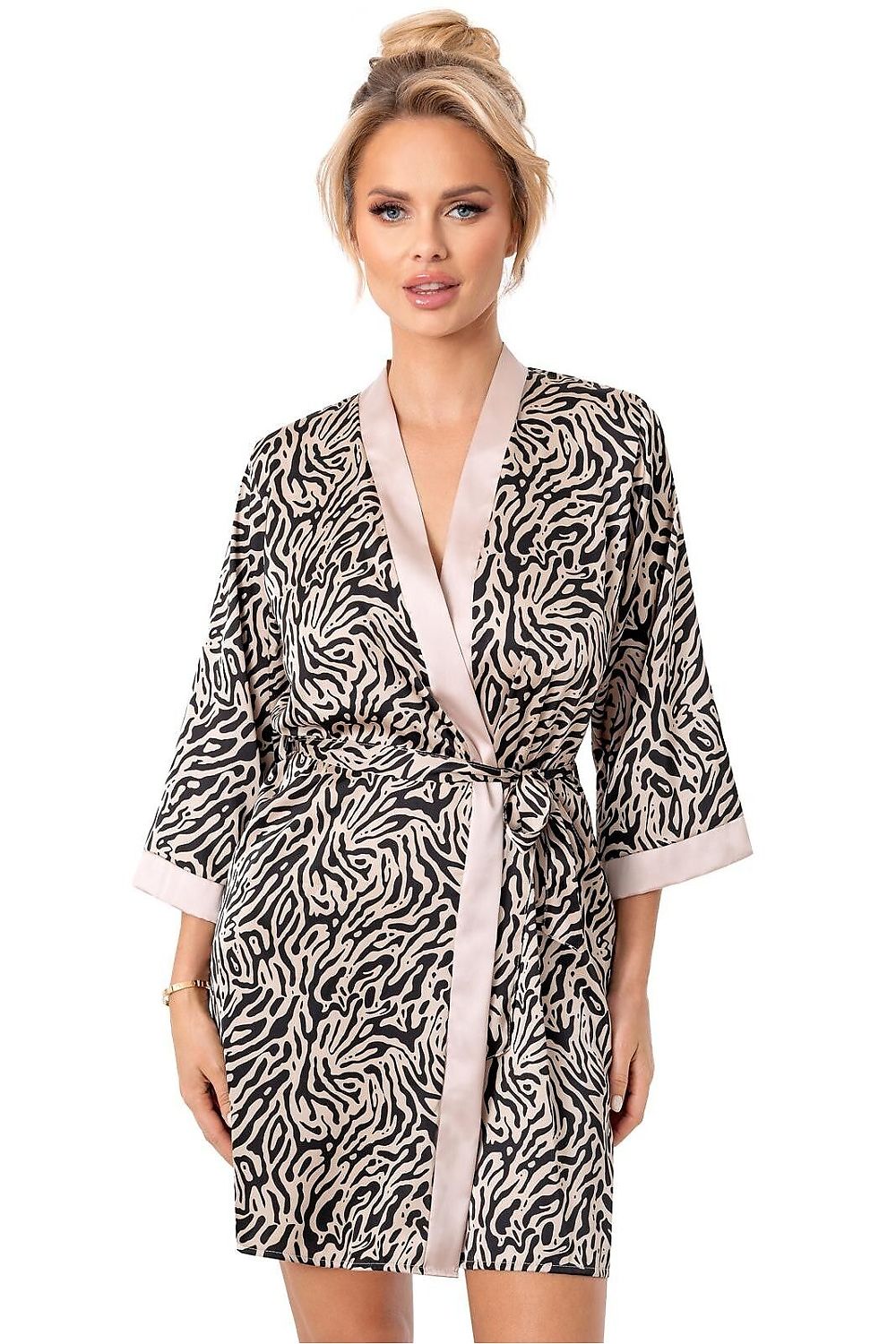 Elegant satin women's bathrobe by Donna, featuring a stunning print and comfortable knee-length design, ideal for luxurious loungewear.