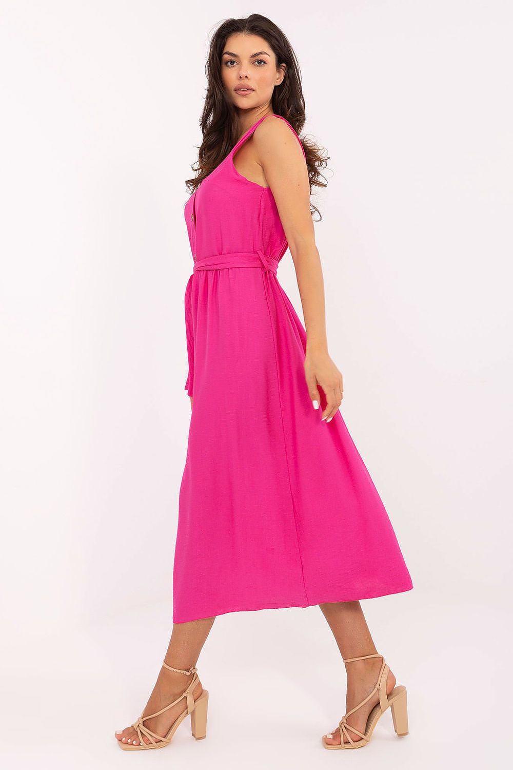 Close-up image of Italy Moda vintage-inspired sleeveless midi dress highlighting decorative front buttons and tie belt for a flattering silhouette.