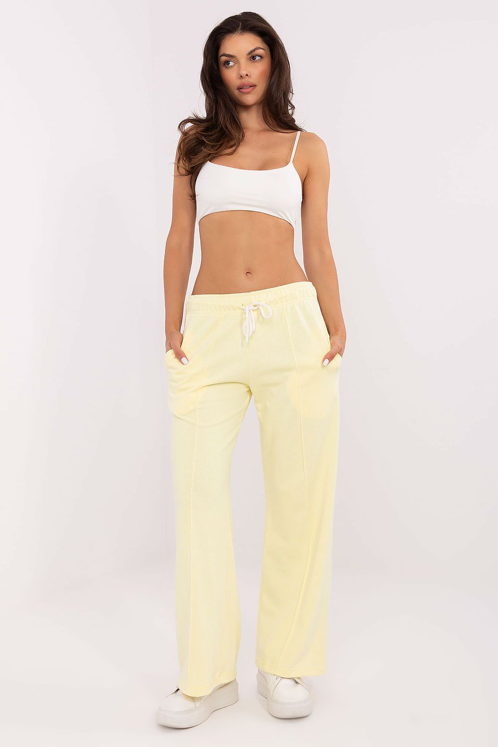 Relevance luxury high-waisted tracksuit trousers in soft cotton-polyester, emphasizing comfort and versatility for casual wear.