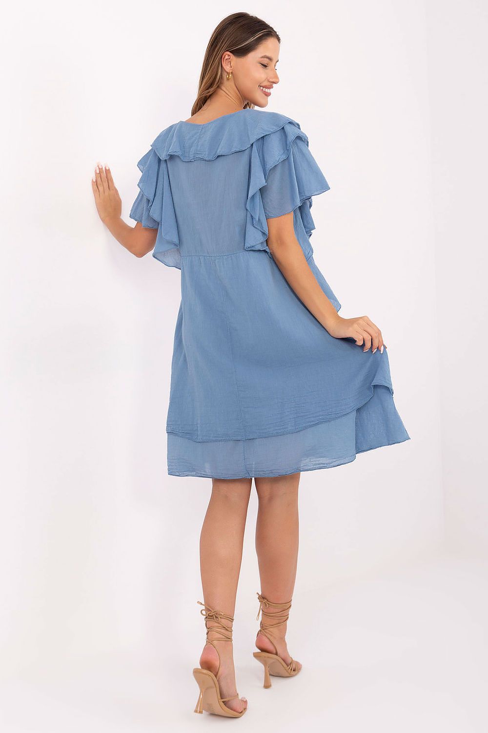Knee-length cotton dress by Italy Moda featuring a smooth pattern and romantic neckline, perfect for boho fashion enthusiasts.