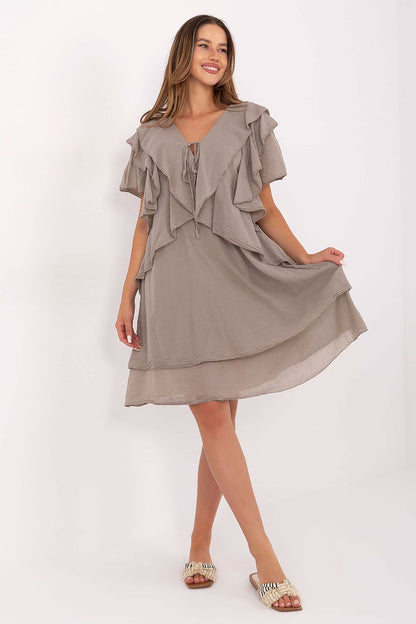 Charming Italian cotton dress from Italy Moda, designed for versatility and comfort, suitable for walks, shopping, or casual meetings.