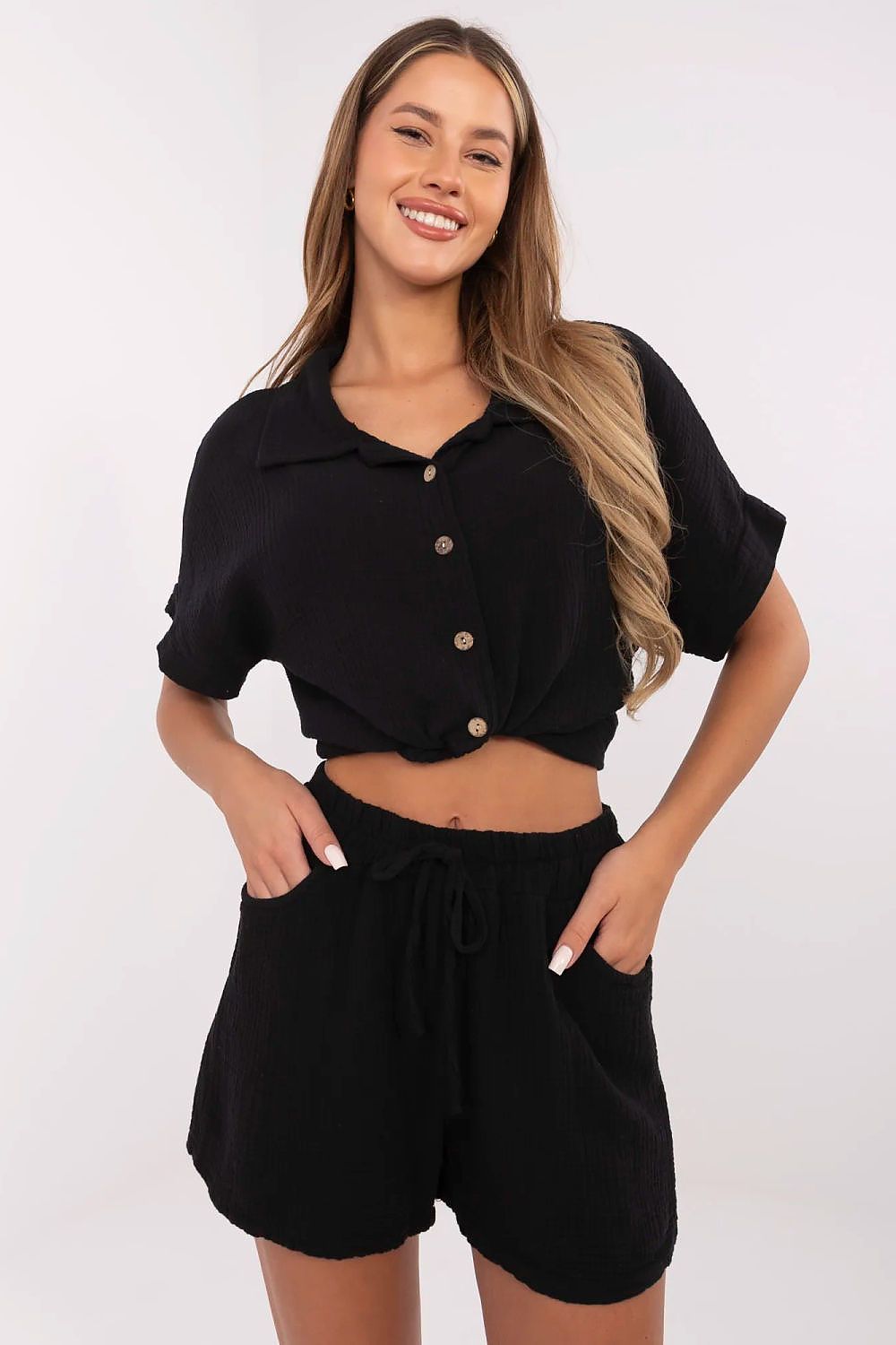 Versatile casual wear by Italy Moda, featuring luxury high waist wide leg muslin shorts that beautifully enhance the waist.