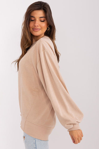 Chic and comfortable Ex Moda Women's Oversized Cotton-Blend Sweatshirt tailored for casual outings with its unique stitching detail.