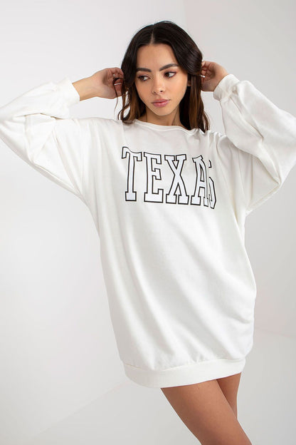 Stylish long women's casual sweatshirt from Ex Moda, displaying a soft cotton-polyester blend with practical side pockets, perfect for daily wear.