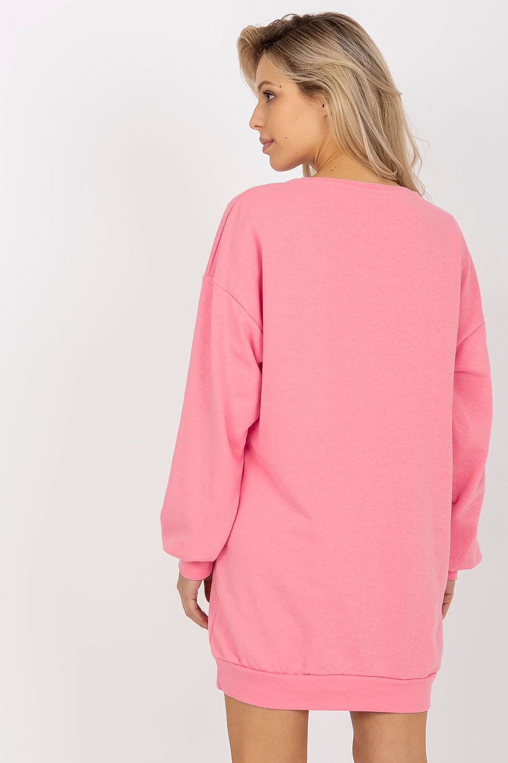 Elegant women's long casual sweatshirt by Ex Moda, crafted from a soft cotton-polyester blend, featuring stylish side pockets.