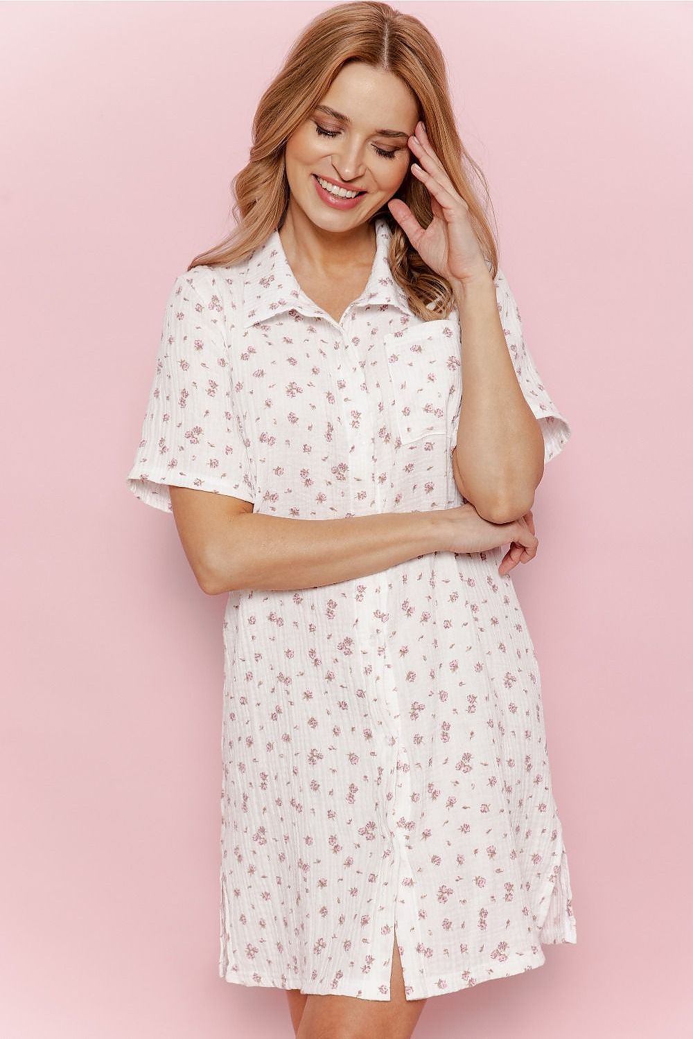 Luxurious cotton knee-length nightshirt by Taro featuring a classic collar and elegant pocket, perfect for home relaxation or as a stylish gift.