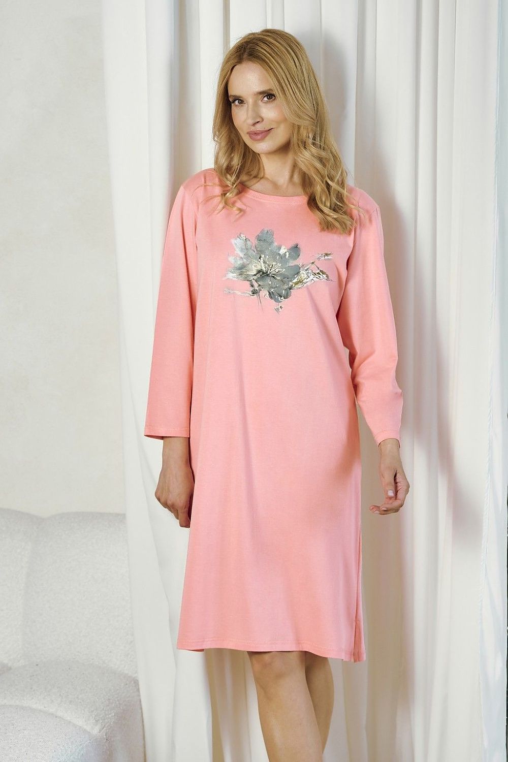Luxurious knee-length cotton nightshirt by Taro, featuring 7/8 sleeves and a delicate print, perfect for ultimate comfort and relaxation at home.