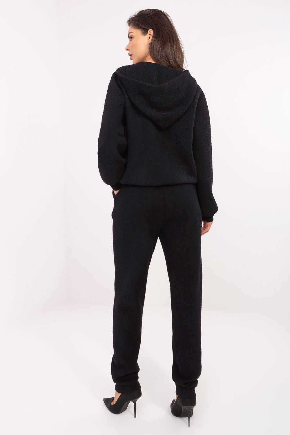 Luxurious women's 2-piece set by MBM featuring a warm wool blend zip-up hoodie and tapered pants, ideal for stylish autumn outings.