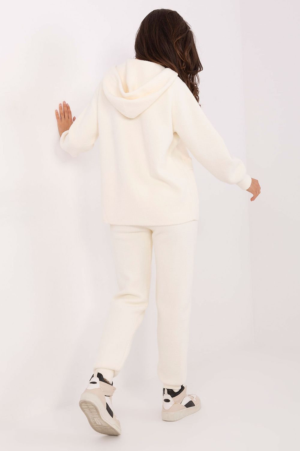 Luxury Women's Wool-Blend Casual Set with Hood from MBM, featuring a stylish zippered sweatshirt with pockets, perfect for cooler days.