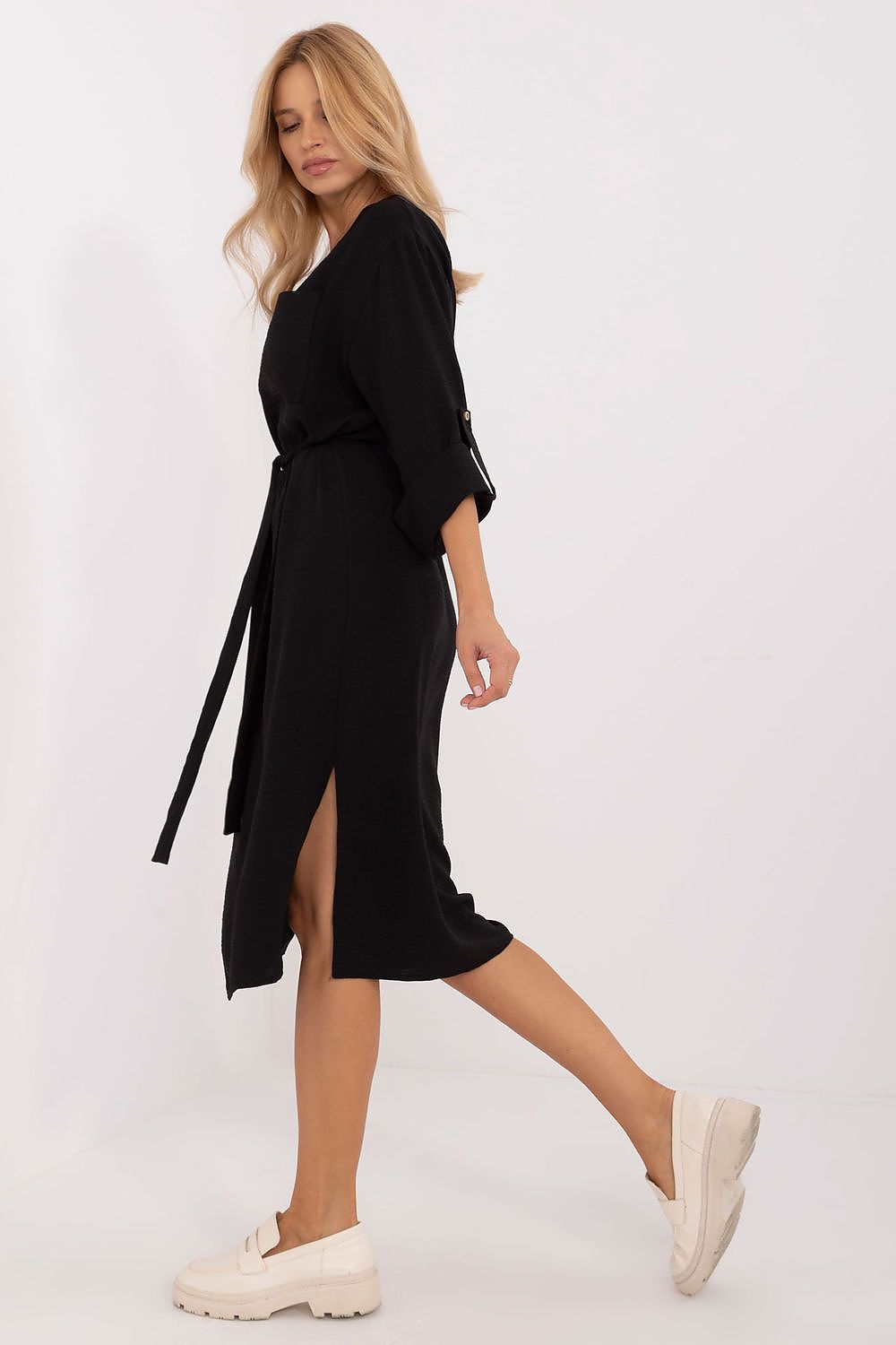 Lakerta women's midi dress in luxurious cotton and viscose fabric, epitomising comfort and sophisticated style.