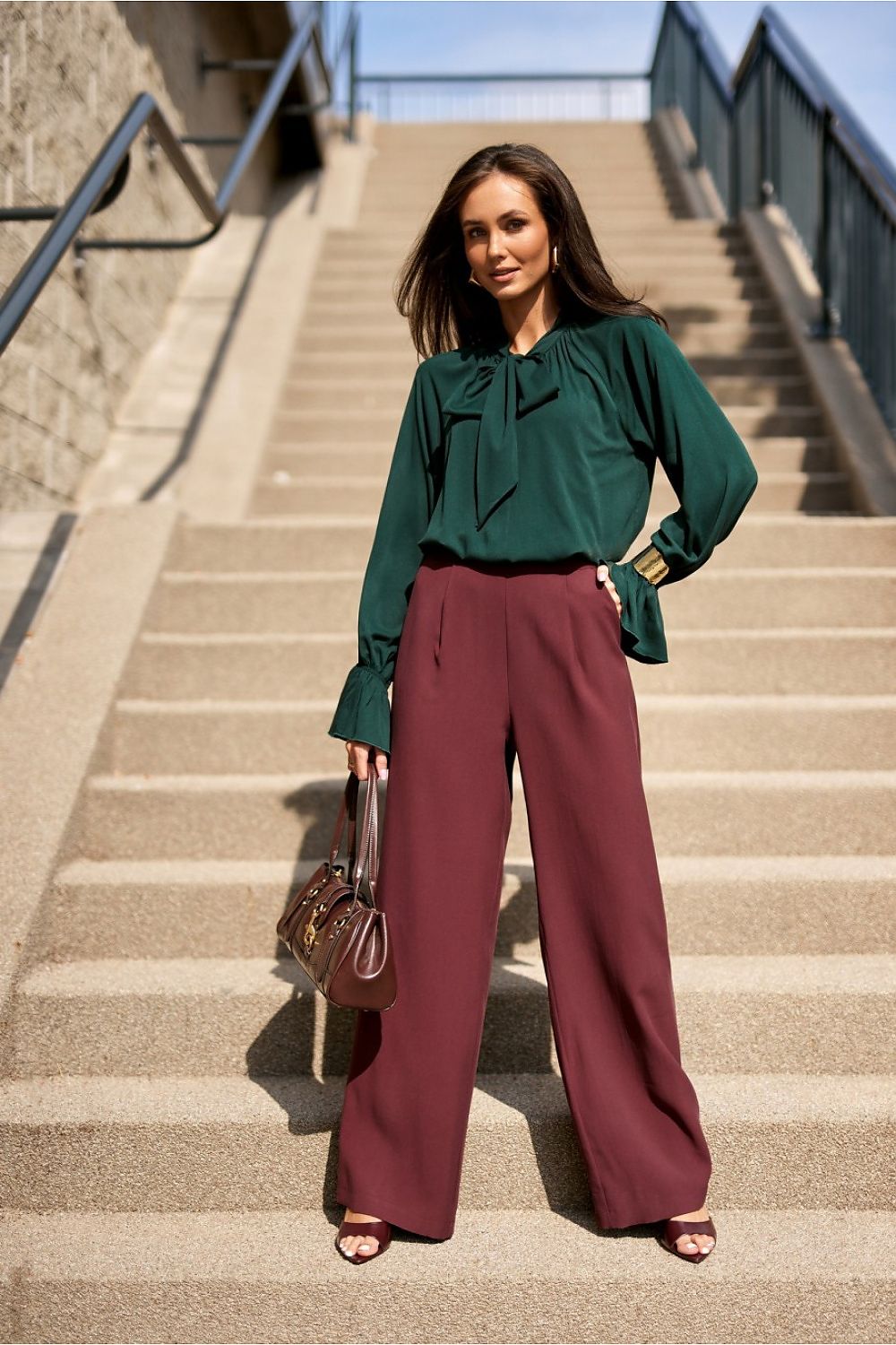 Luxury women's trousers by Roco Fashion, model Viana, featuring a flattering silhouette with precise finishing and high-quality materials.