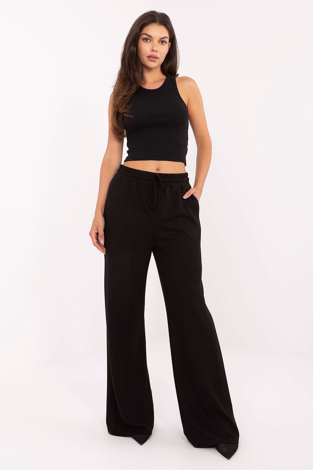 Luxurious high-waisted wide-leg sweatpants with tie waist from Relevance, showcasing a soft viscose-polyester blend for ultimate comfort and style.