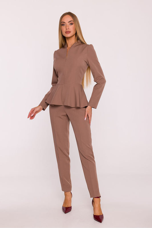 Luxurious elegant V-neck jumpsuit for women by Moe, featuring smooth fabric and flattering design in rich colour.