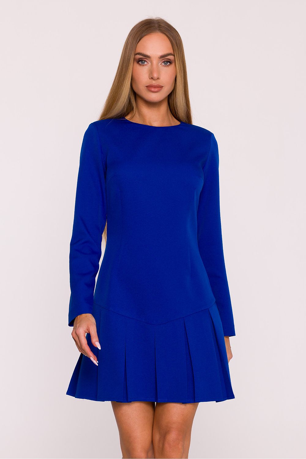 Timeless daydress by Moe featuring a flattering fit with pleats at the bottom, embodying feminine charm and modern sophistication.