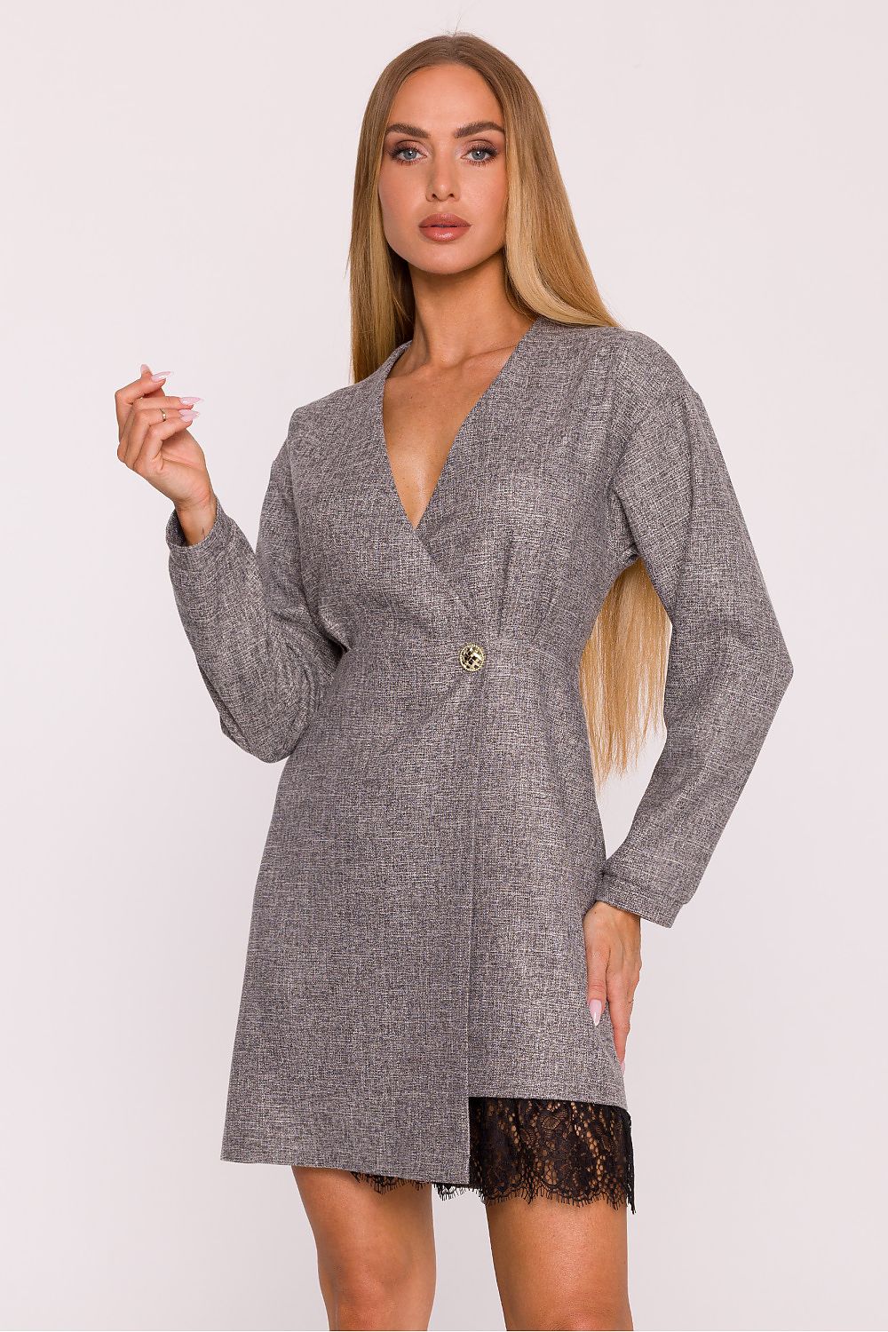 Close-up of the luxurious lace detail on the Moe Elegant Tweed Daydress, highlighting craftsmanship and elegance in women's fashion.