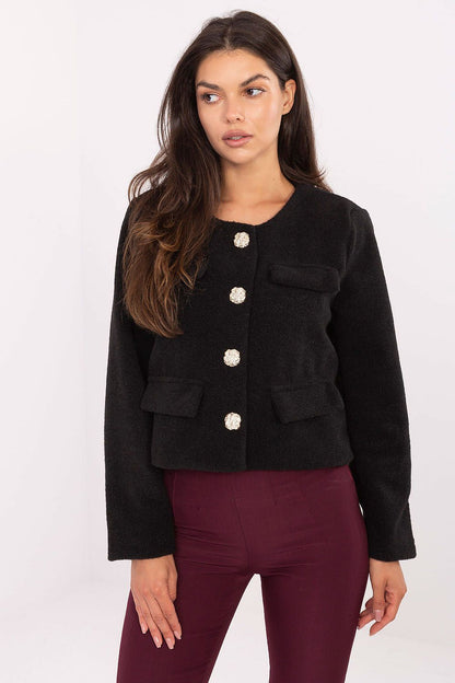 Elegant Rue Paris women's jacket in a timeless short cut with button fastening, suitable for formal occasions and everyday wear. Perfectly styled for a luxurious professional look.