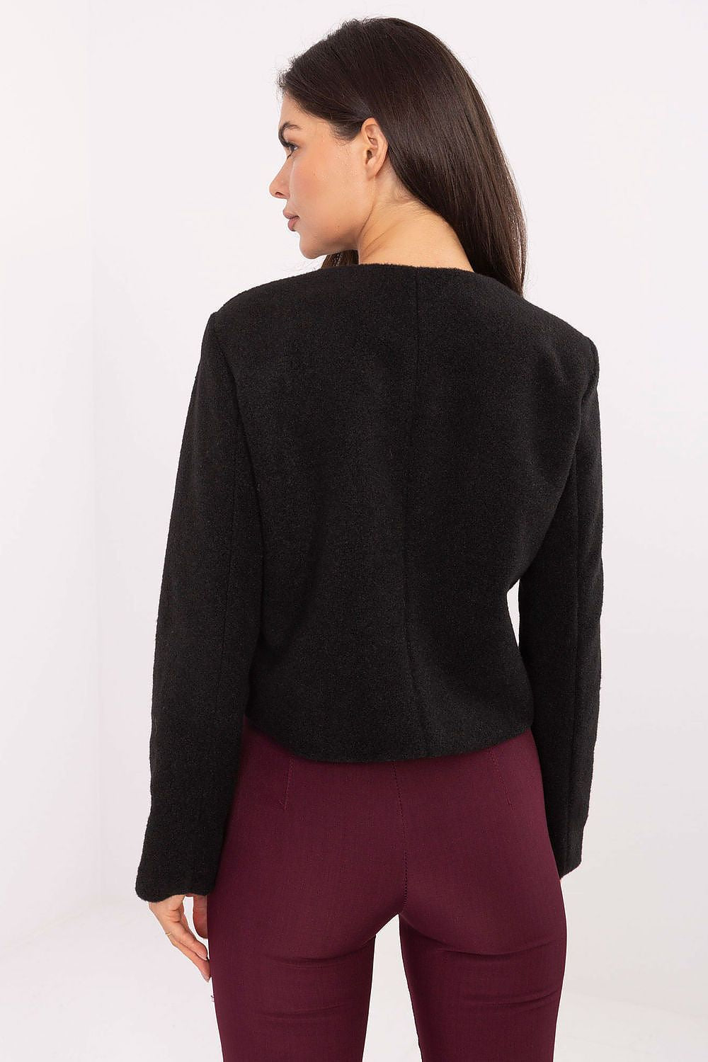 Elegant Rue Paris women's jacket in timeless short cut, perfect for chic everyday or formal wear.