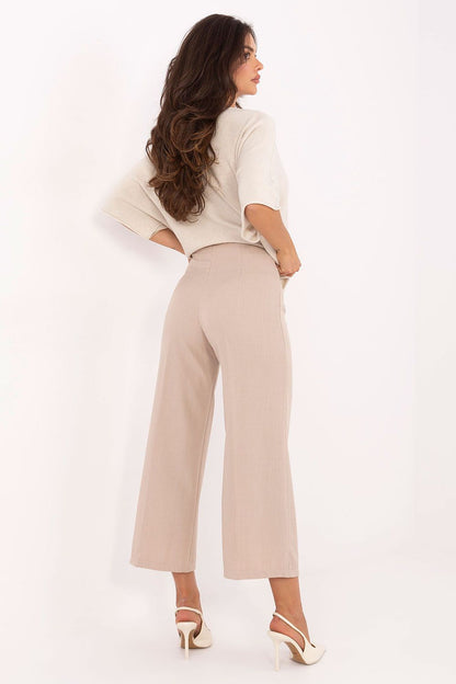 Luxurious high-waisted women's culottes by Rue Paris, showcasing elegant wide-leg design in a smooth, comfortable polyester blend.