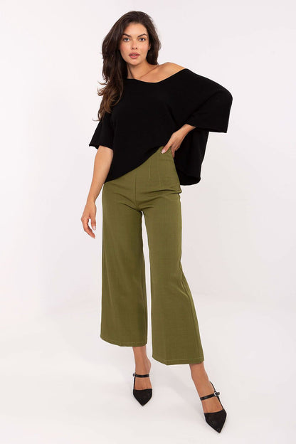 Elegant high-waisted women’s culottes by Rue Paris, showcasing a smooth polyester blend fabric that epitomizes luxury and comfort.