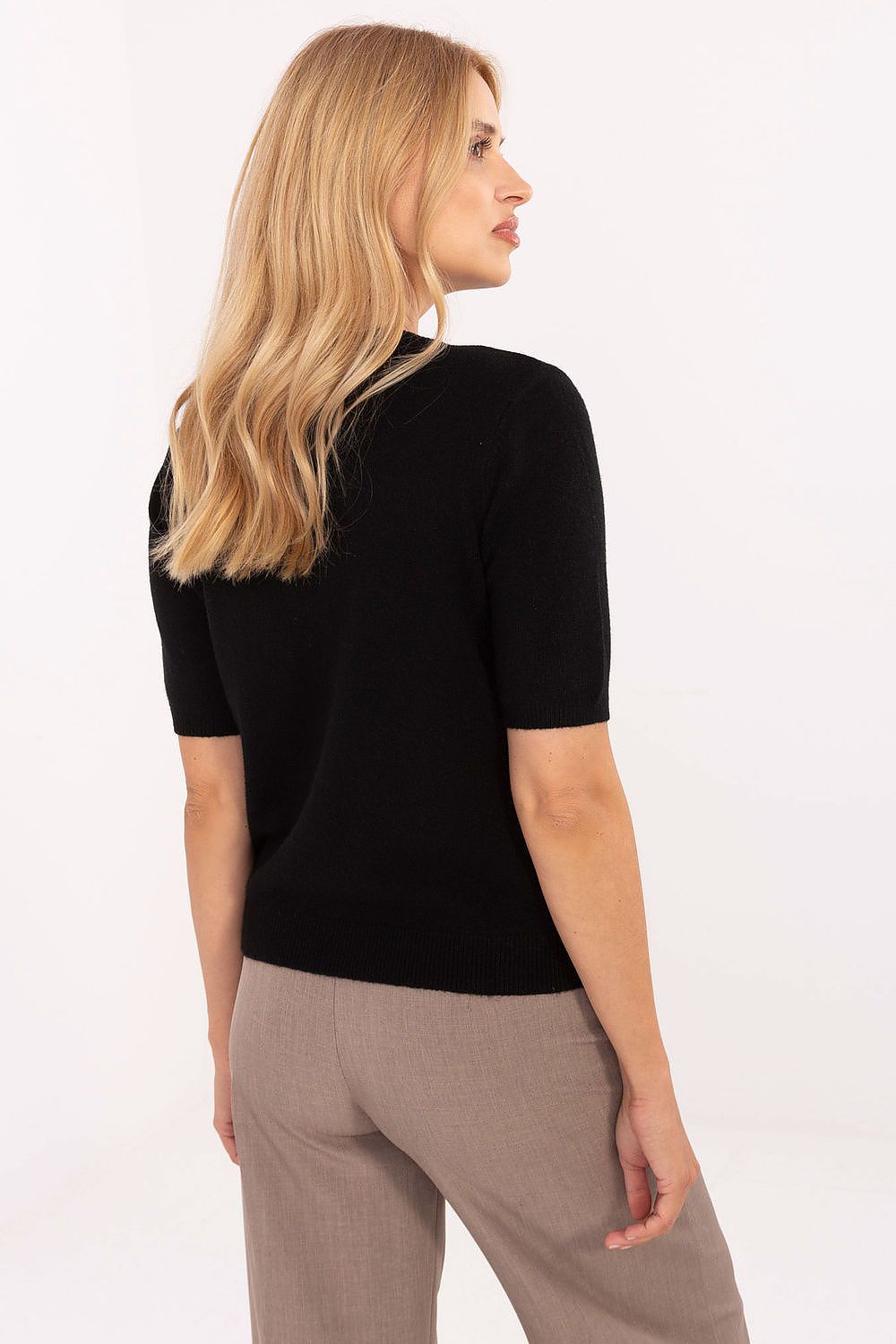 Chic round neckline of the women's short sleeve sweater, featuring a luxurious blend of nylon, polyester, and viscose, offered by Factory Price.