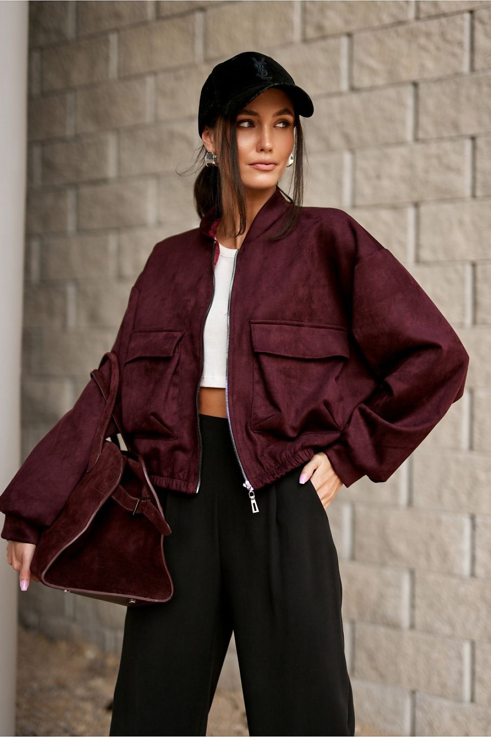 Elegant Roco Fashion oversized bomber jacket in soft suede imitation, showcasing a stylish urban design with a comfortable zipper closure and large pockets.