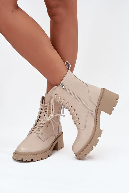 Elegant Vinceza women's ankle boots made from natural leather, featuring a block heel and inner fleece lining for warmth and comfort during colder seasons.