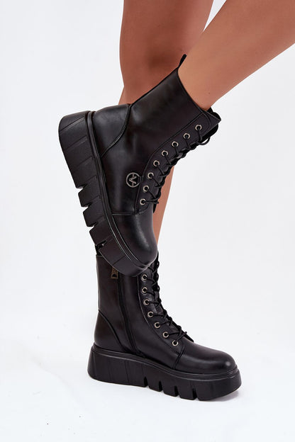 Side view of Vinceza women's ankle boots, emphasizing the 4cm platform and rounded toe design for a luxurious appeal.
