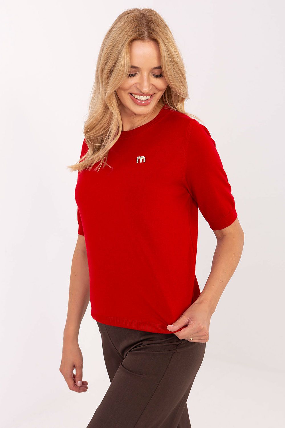Elegant Luxury Women's Short Sleeve Sweater in EU M/L and XL/XXL, featuring an exquisite brooch detail by Factory Price, perfect for casual wear.