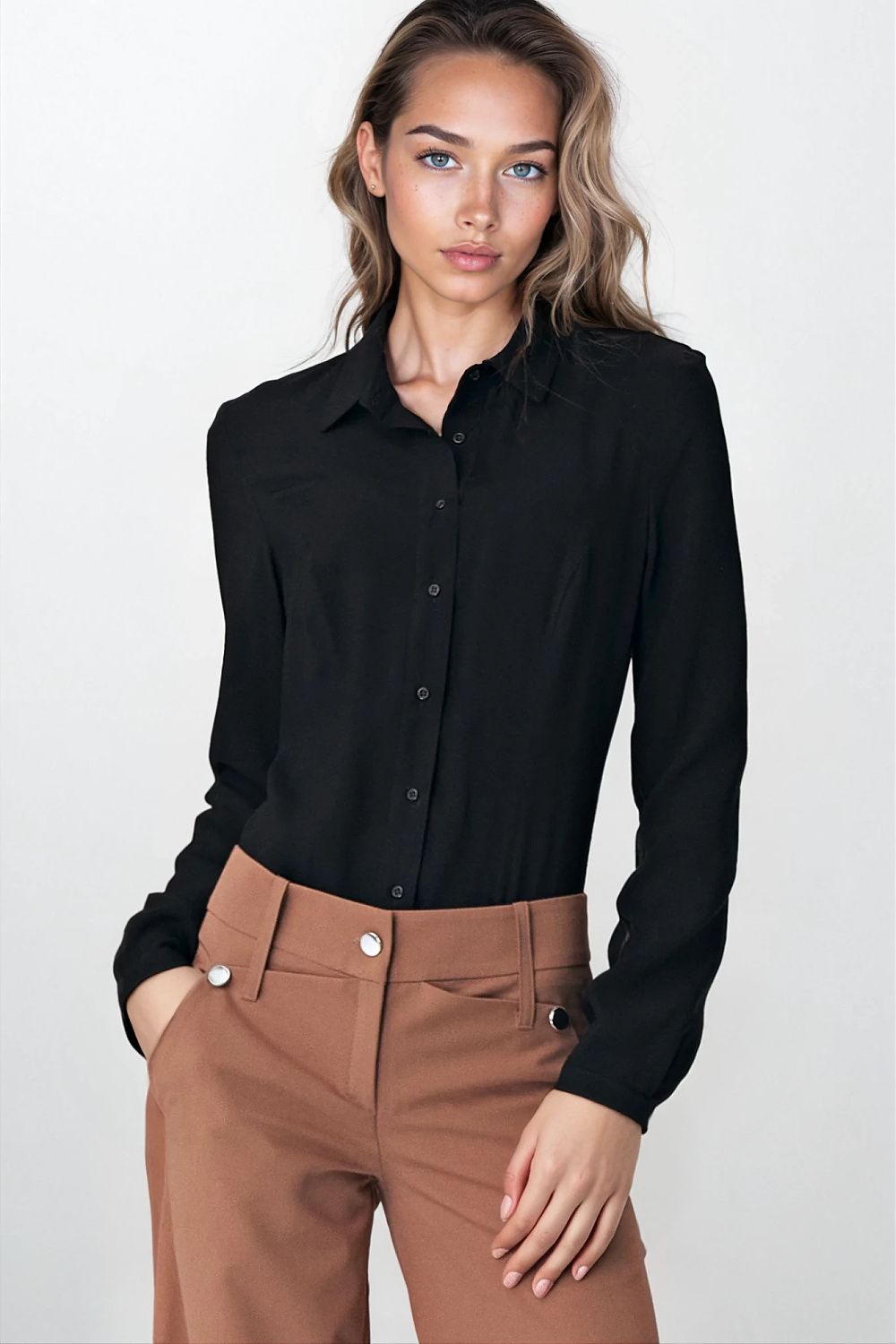 Various size options of Nife luxury viscose body shirt displayed, emphasising the elegant styling for sizes ranging from EU 34 to EU 42.