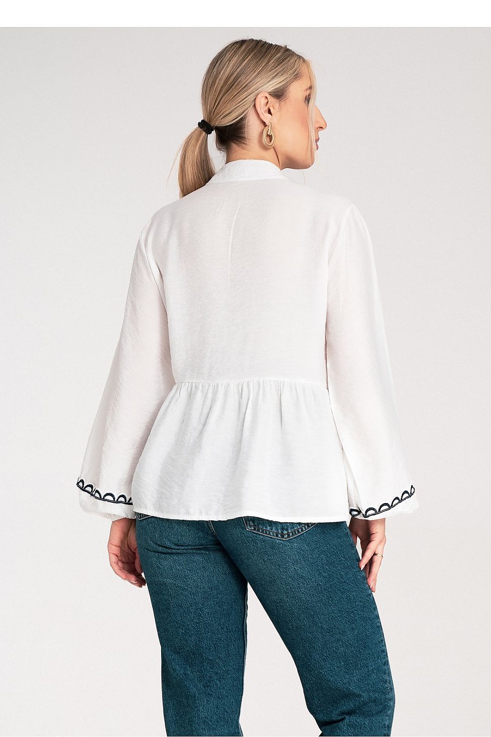 Close-up of the luxurious Figl Blouse, highlighting the softness of the viscose blend material, perfect for stylish outfits.