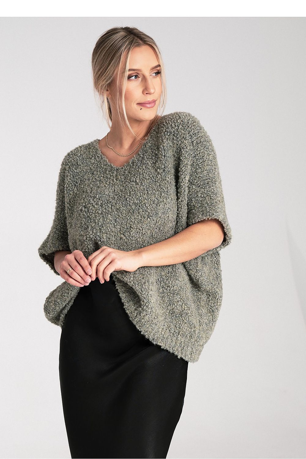 Chic Figl short sleeve sweater featuring a luxurious soft fabric blend, designed for a flattering fit in EU size 0.