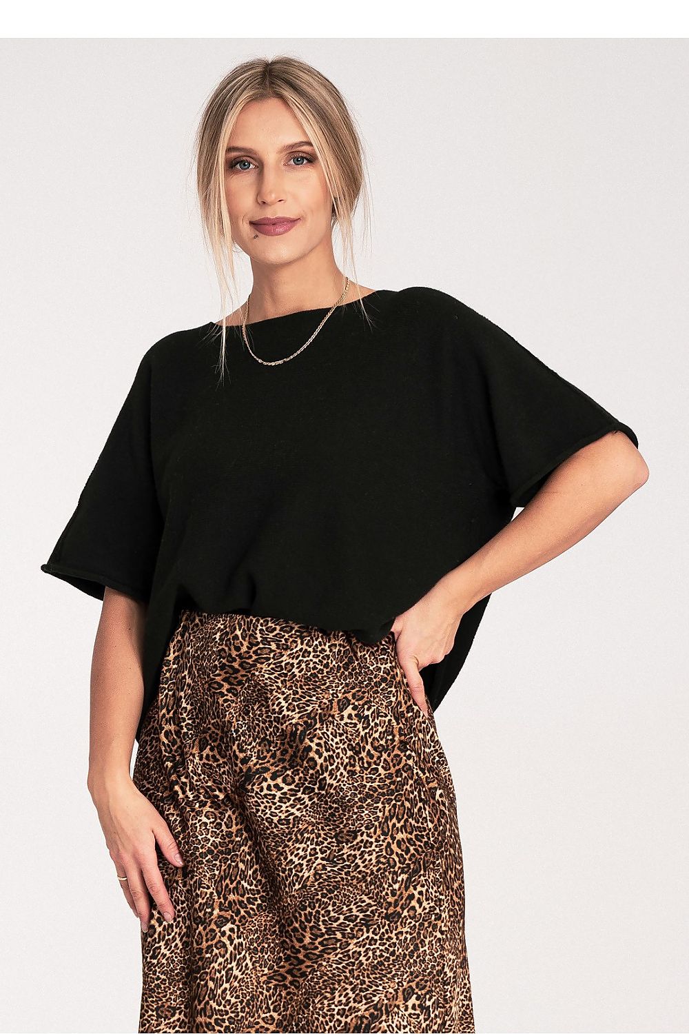 Elegant Figl Bat Style Blouse in luxurious wool blend with a sophisticated design, ideal for stylish women's fashion.